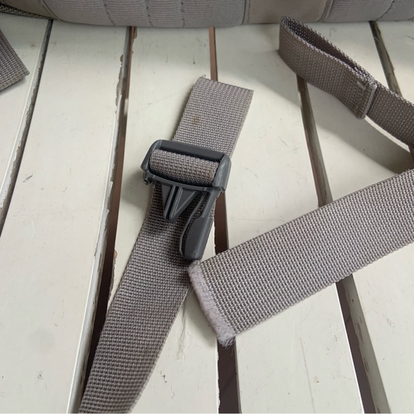 The North Face White, Pink, & Gray Recon Backpack - Picture 14 of 14